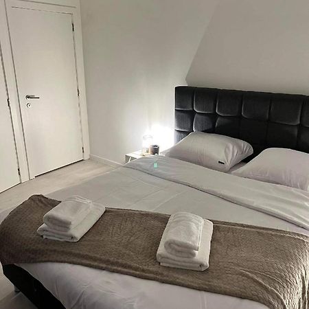Ruime Luxe Kamer In Centrum Brugge Met Badkamer! Exterior photo